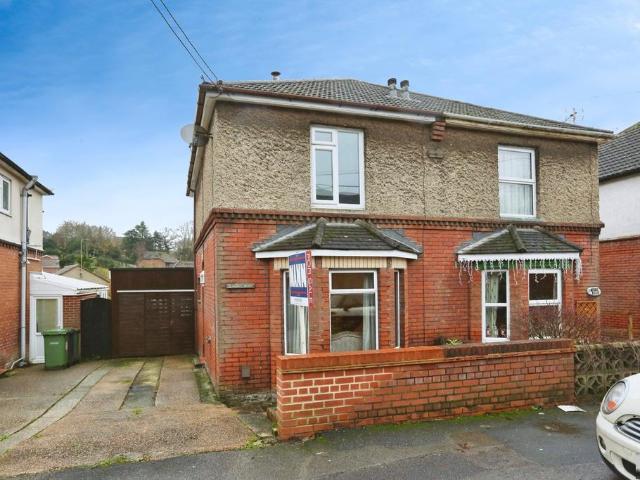House for sale in Lowford, Helford