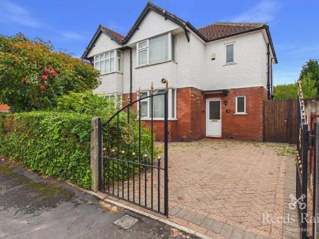 House for sale in Georgia, Greater Manchester
