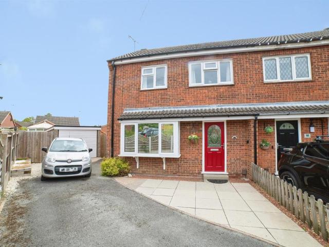 House for sale in Elmton, East Midlands
