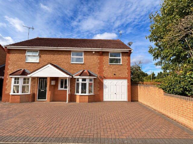 House for sale in New England, Peterborough