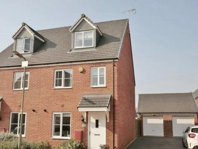 House for sale in Evershot, Oxfordshire
