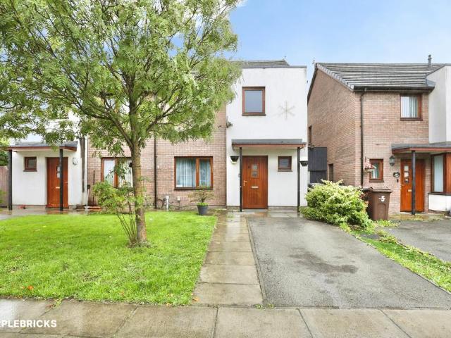House for sale in Bootle, Sefton