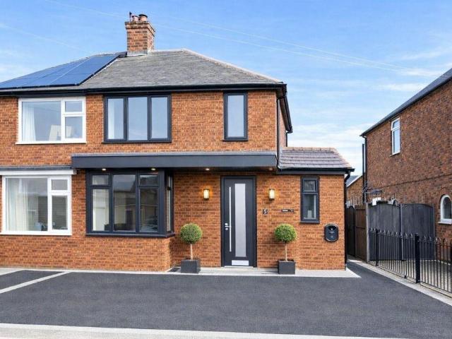 House for sale in Caldermill, East Midlands