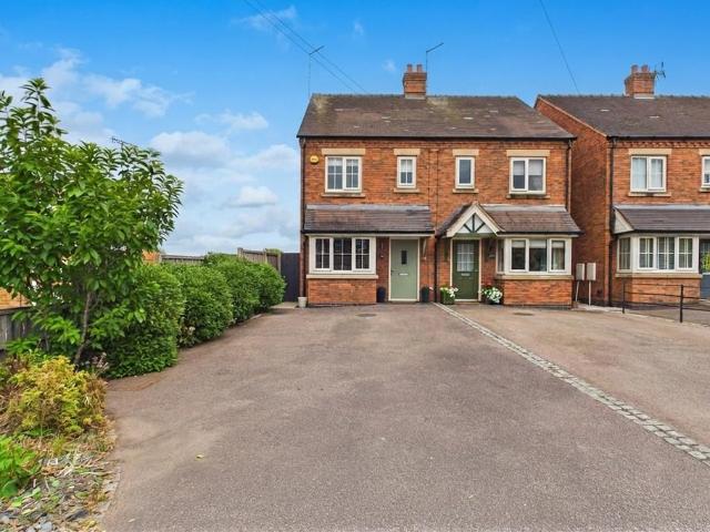 House for sale in Beamhurst, Staffordshire