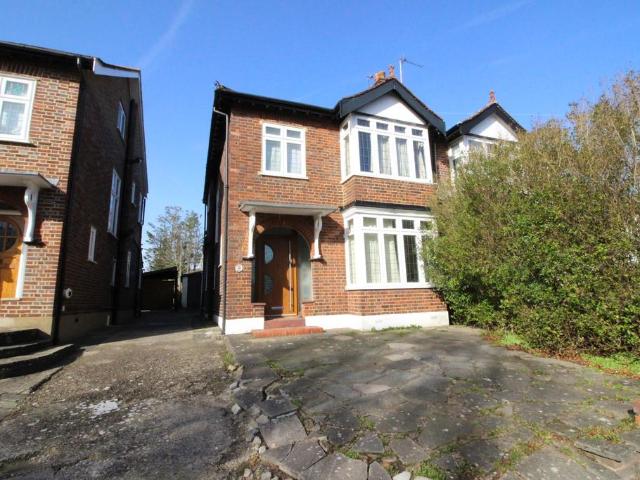 House for sale in Worcester Park, Greater London