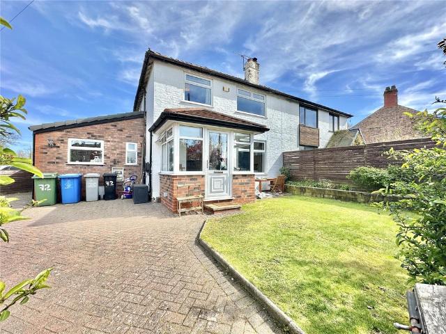 House for sale in Ashton upon Mersey, Trafford Park
