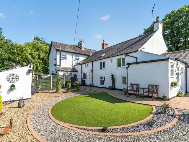 House for sale in Stanford On Avon, Leicestershire