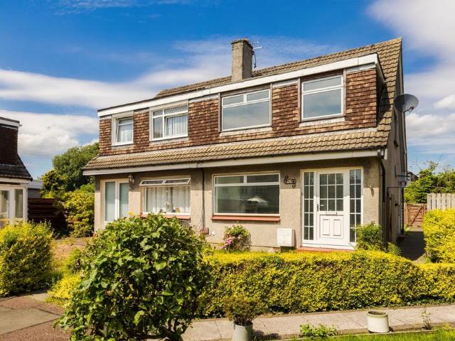 House for sale in Crookston, Scotland