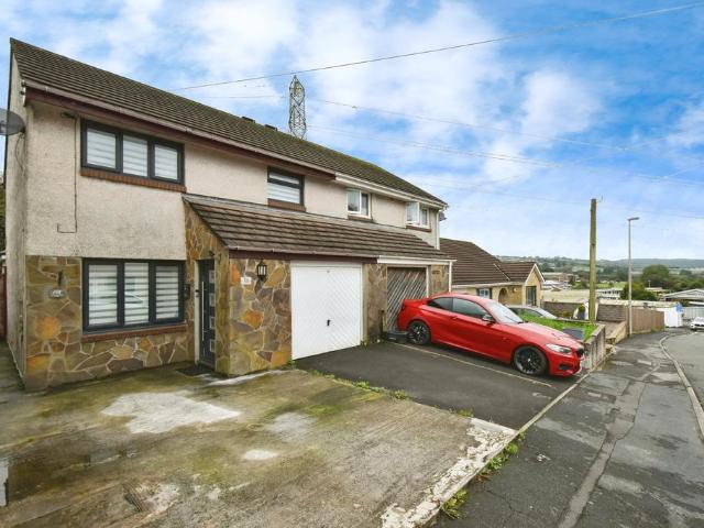 House for sale in Capel, Felinfoel