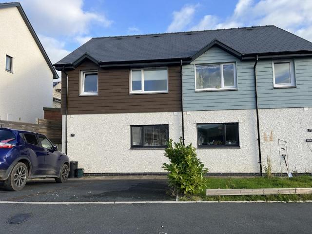 House for sale in Trefeurig, Penrhyn-coch
