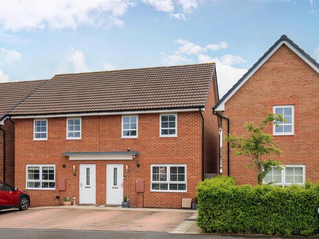 House for sale in Pegswood, Northumberland