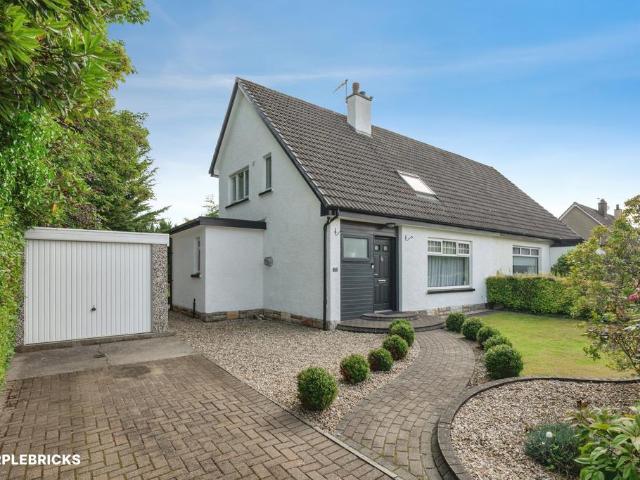 House for sale in Barrhead, Scotland