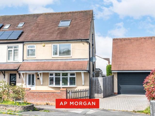 House for sale in Bromsgrove, Worcestershire