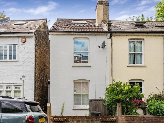 House for sale in Strawberry Hill, Greater London