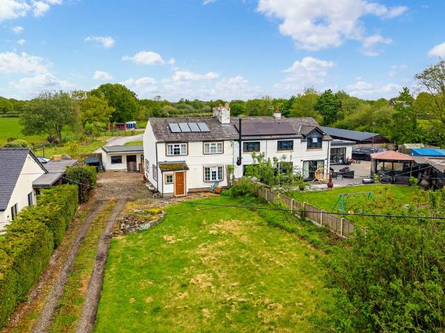 House for sale in Antrobus