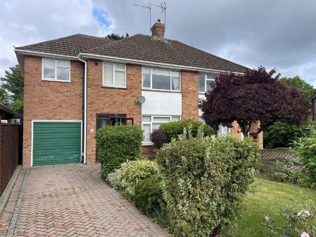 House for sale in Hedge End, Helford