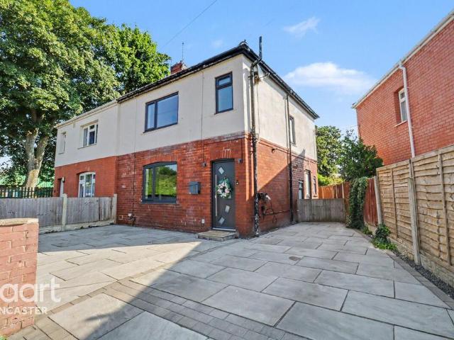 House for sale in Thorne, South Yorkshire