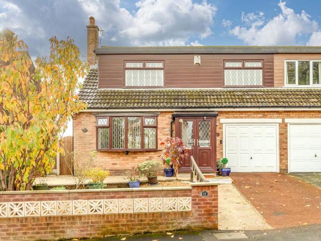 House for sale in Roby Mill, Lancashire