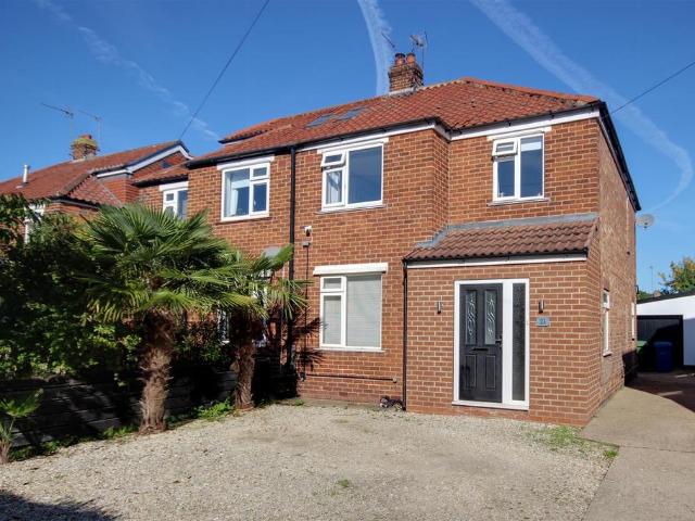 House for sale in Molescroft, Beverley