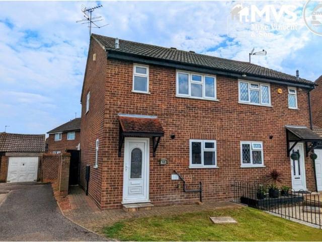 House for sale in Dale Hill, Essex