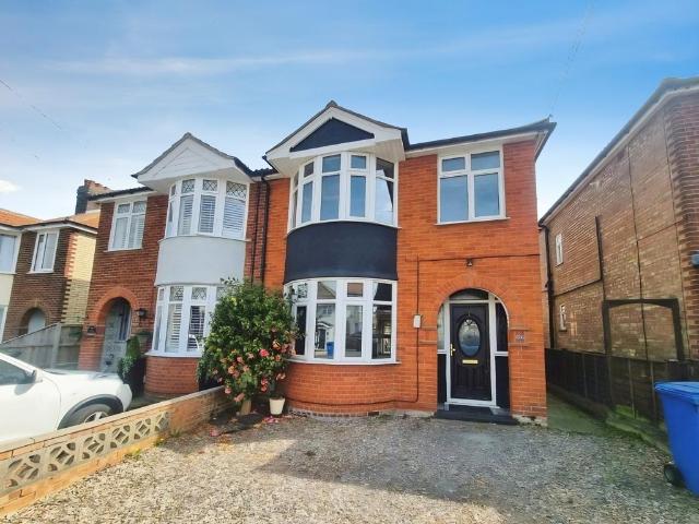House for sale in Key Street, Suffolk