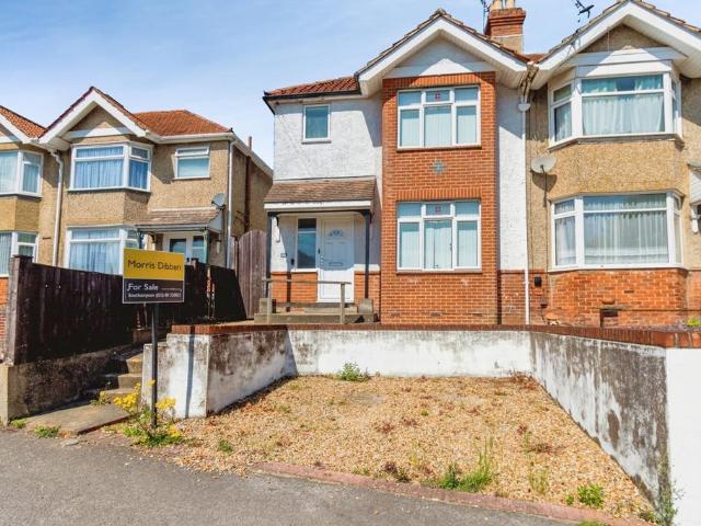 House for sale in Maybush, City Of Southampton