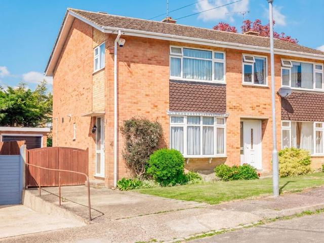 House for sale in Barling, Essex