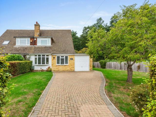 House for sale in Albury, South Oxfordshire