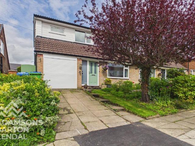 House for sale in Bamford, Burnedge