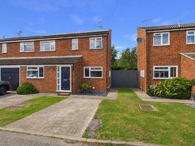 House for sale in Lunnon, Buckinghamshire