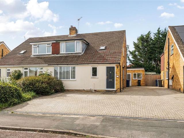 House for sale in Fole, Surrey