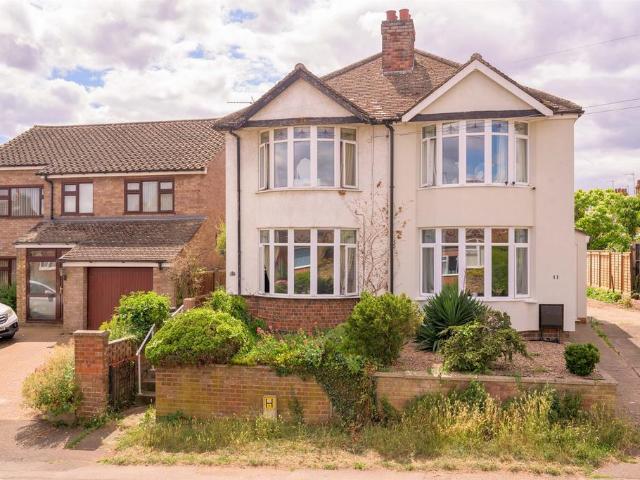 House for sale in Rothwell