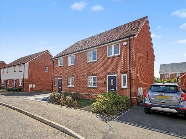House for sale in Frinton and Walton, Dale Hill