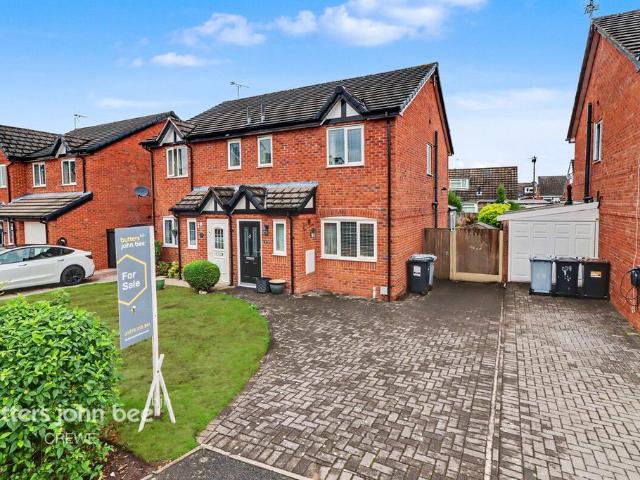 House for sale in Haslington