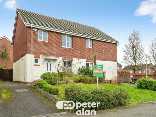 House for sale in Nangreaves, Wales