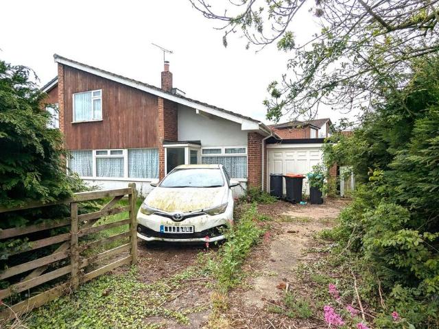 House for sale in Tattenhall, Cheshire