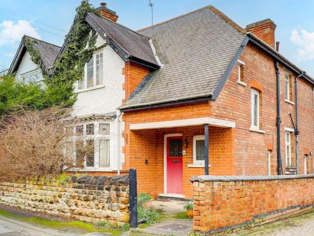 House for sale in Abbey Park, Barton In Fabis