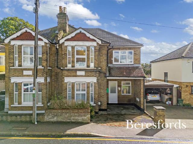 House for sale in Harold Wood, Greater London