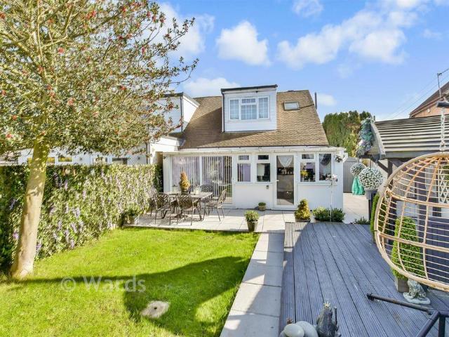 House for sale in West Kingsdown, Sevenoaks