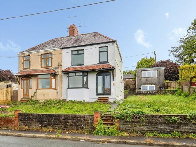 House for sale in Llanedi, Fforest