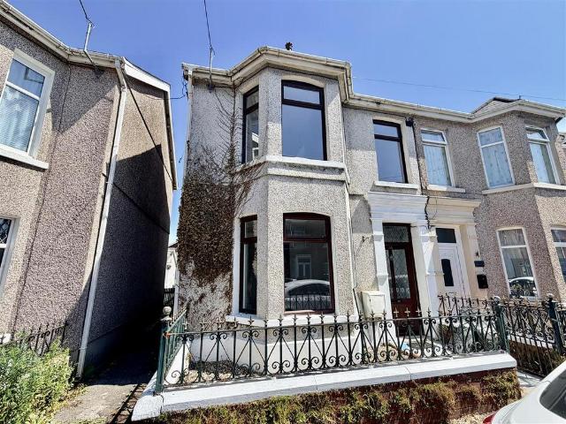 House for sale in Tir-y-dail, Ammanford