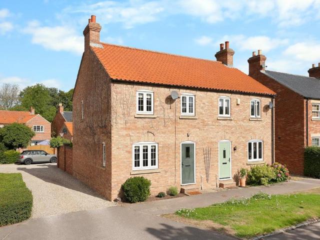 House for sale in North Stainley, North Yorkshire