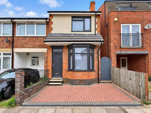 House for sale in Clarendon Park, Leicester