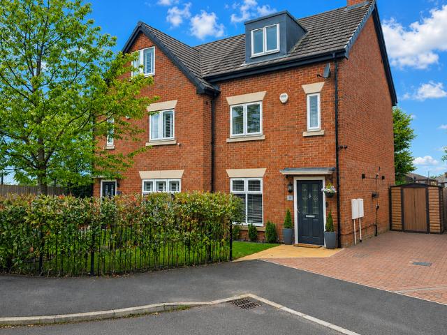 House for sale in Salford, Greater Manchester