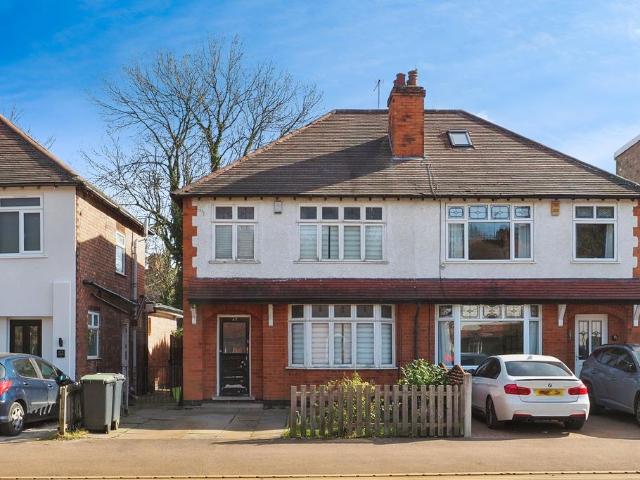 House for sale in Attenborough, East Midlands