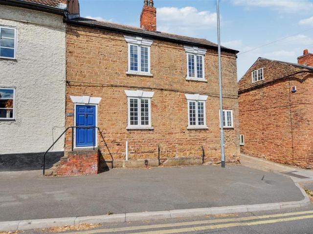 House for sale in Assarts Farm Estate, Attenborough