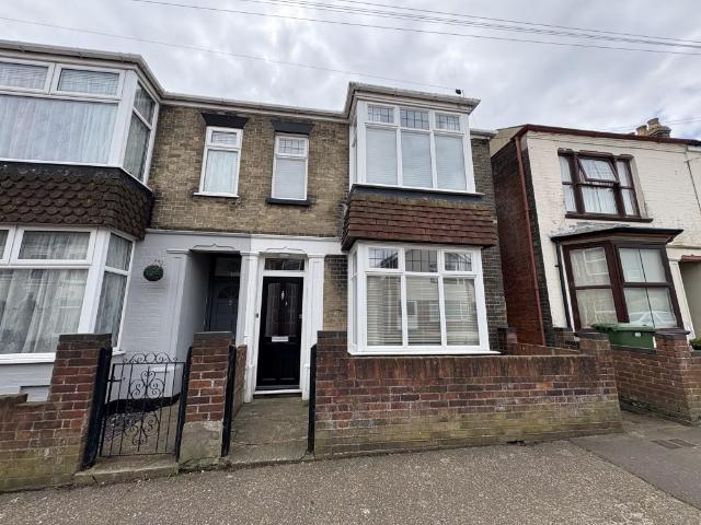 House for sale in Stokesby, Norfolk
