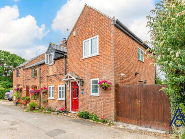 House for sale in Buckingham, Buckinghamshire