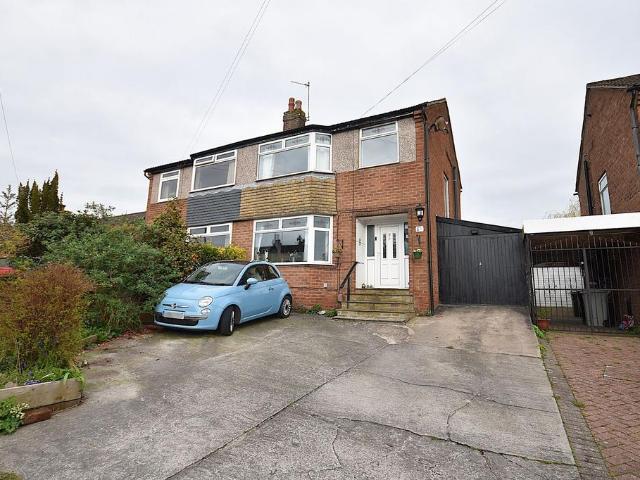 House for sale in Ivy Meade, Macclesfield