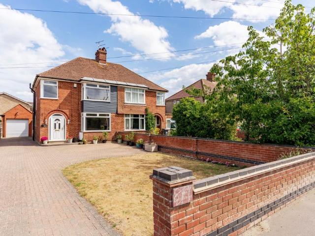 House for sale in Newtown, Stokesby